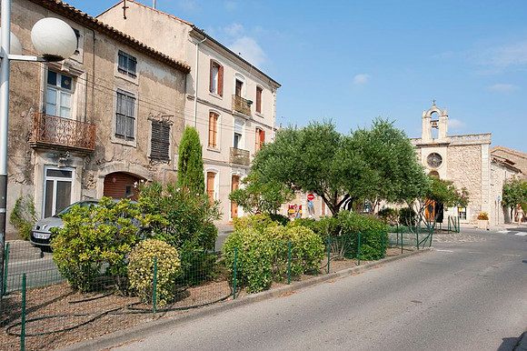 Salleles Street